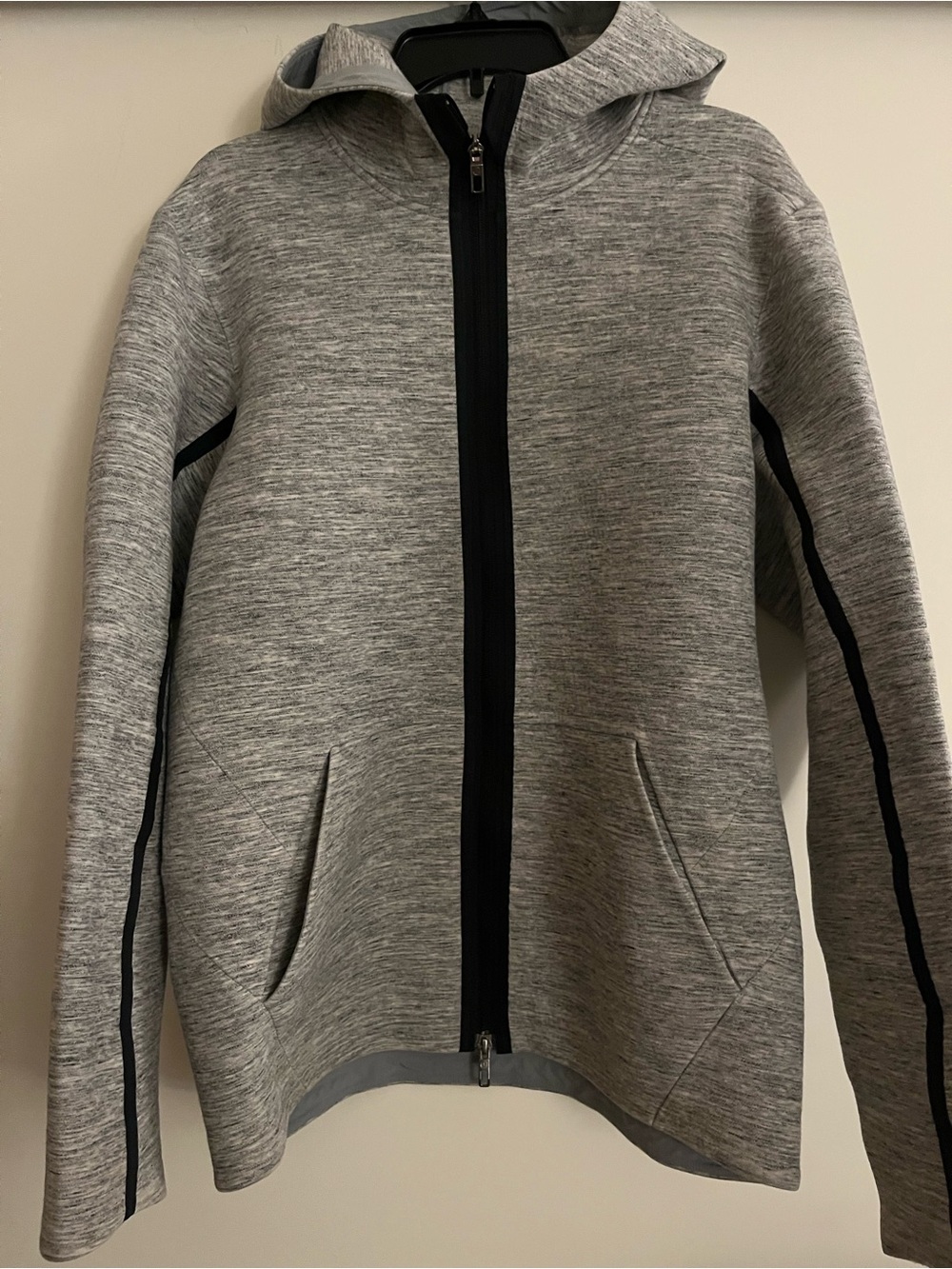Lululemon Stratum Hoodie